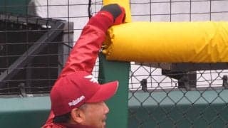 【楽天】狭くなった本拠で初練習「明らかにコンパクトというか、前に来てる」三木肇監督