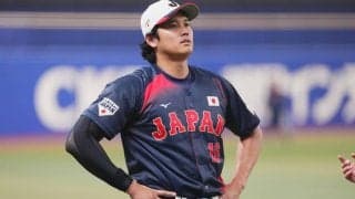 大谷翔平が「とにかくデカい！」　練習前の一幕で“再認識”…ムキムキすぎる腕「ふっと！！」