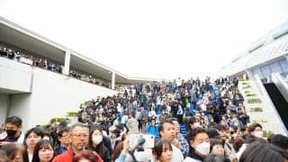 【WBC】鈴木誠也！伊藤大海！高橋宏斗！侍ジャパンメンバーのバスの一便乗車の選手が球場入り