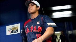 大谷翔平が球場入り　ファン1000人超殺到…中日との強化試合、警察官動員の厳戒態勢