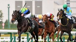 良血馬の劇的Ⅴにファン感動「涙が止まんねぇ」「ドラマすぎる」　引退する国枝栄調教師のアマキヒが勝利