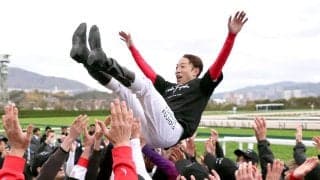 弟の事故死から「とにかく無事に引退することが…」　藤岡佑介騎手が引退式で思いを吐露「藤岡家の長男としての務め」