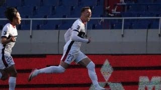 美しいコレオ5万人の埼スタが沸いた！浦和“完璧な20分”からの王者・鹿島への3失点！｢ミスは付きもの｣スコルジャ監督が示した新スタイル