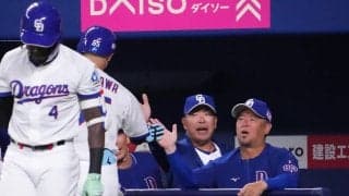 【中日】ボスラー、急きょスタメン交代は左足のつり　井上監督「大事を取って交代させました」