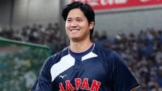 侍Jの円陣で…大谷翔平が「悪い顔しとるわ」　無茶振り暴露直後→見せた“ガン見”に爆笑