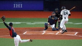 【阪神】キャム・ディベイニーひやり…高橋宏斗抜け球もろに直撃　レギュラーどり奮闘中新外国人