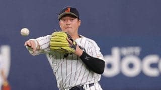 【WBC】前日に失策の牧秀悟が汚名返上の好守　阪神中野拓夢の打球を横っ跳びで捕球しアウトに