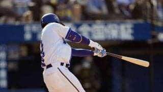 【DeNA】ドラ1小田康一郎が本拠地ハマスタ初安打