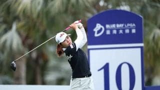 古江彩佳が2打差7位スタート 前年覇者・竹田麗央と原英莉花26位 渋野日向子63位