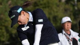 単独首位の永井花奈は１つ伸ばし、２位に２差つけて折り返し　出だしは３連続バーディーの好発進