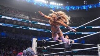 「凄すぎ」「逆に心配になる」249kg→120kgに“激痩せ”…米マット最高峰に登場したセレブラッパーの“衝撃ビジュアル”に視聴者ざわつく