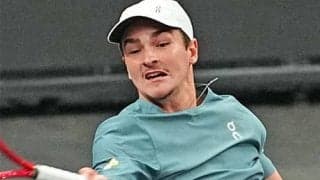  復調の19歳 ストレート勝ちで初戦突破 