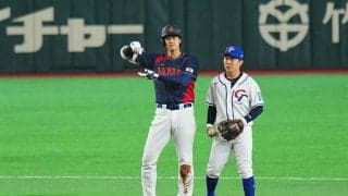 大谷翔平、初球を右翼線二塁打　188キロの爆速打→初の「茶道ポーズ」披露…東京ドーム喝采
