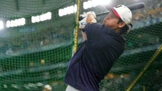 大谷翔平、フリー打撃で150m看板直撃弾　2日連続の異例の光景…ドン引きするファンも、球場騒然