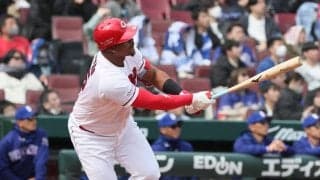 【広島】モンテロ待望の１発　打撃フォーム矯正が奏功、センターバックスリーンへ「感覚はいい」