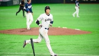大谷翔平に被弾…韓国人右腕は絶叫→膝付きガックシ　マウンド上で失意の表情