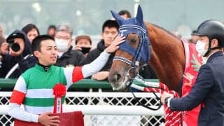 【報知杯ＦＲ・レースメモ】手塚貴久調教師が１２年アイムユアーズ以来１４年ぶり２勝目