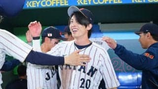 「世界にバレた」韓国戦で“神キャッチ　ベンチも総立ち…周東佑京は「ガチでエグい」