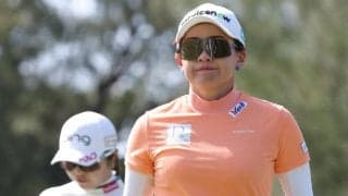 永井花奈がスタート時の４打差から１打差に猛追も通算２勝目ならず「隙がない」とＶの佐久間称賛