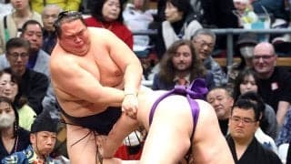 ４場所ぶりの十両で友風が黒星スタート　場所前に結婚を公表　「子供のためにという気持ちはありますね」