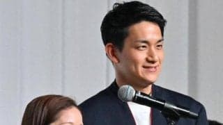 りくりゅうペア　国民的ゲーム「桃鉄」の帽子かぶって２ショ　２人で楽しんだ秘話も「龍一くんにボンビーついて怒られました笑」