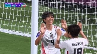 「侍ジャパンより点取ってる！」“頭利き”のなでしこFW、豪快ダイビングヘッド炸裂「マジでかっこいい」20分間でハットトリック【女子アジアカップ】