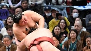 初日から連敗の大の里に八角理事長「動けていない」高田川審判部長「軽くなっている」厳しい指摘