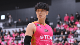 秋田の特別指定選手・内藤晴樹が活動終了…最終戦でキャリアハイ記録、”先輩”PGの黒川虎徹から刺激