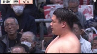 「2日目の懸賞量じゃない」ご当地で“1番人気”の宇良、無傷の連勝で懸賞“がっちり” ボリュームにファン驚き