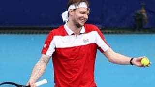  ラケット反転⁈ トリッキープレー披露 