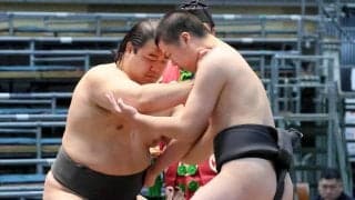 モンゴル出身の白月狼が白星デビュー「昨日はワクワクして眠れなかった」　三段目付け出し資格失効で前相撲からの出発