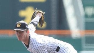 阪神・ルーカスが堂々の甲子園デビュー！３回無失点、最速１５３キロ　ネビンのバット折る　“侍斬り”に続く快投