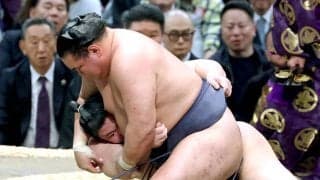 豊昇龍が初日から３連勝　先場所敗れた義ノ富士に勝利　横綱初Ｖに好スタート