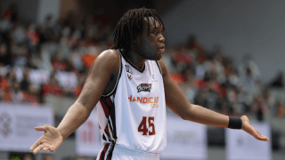 越谷アルファーズのセクー・ドゥムブヤへの懲罰が決定…1試合の出場停止と罰金5万円