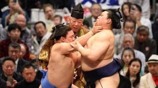 藤ノ川初金星　横綱初挑戦で２１歳若武者が大仕事！“父・甲山親方超え”果たし「うれしい」