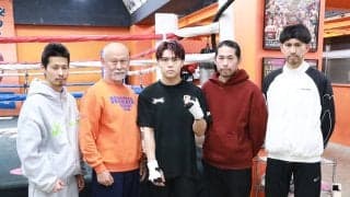 【ボクシング】ウェルター級の日本の希望、佐々木尽を支えるのは71歳のトレーナー　３人の息子と一緒に世界の頂点へ