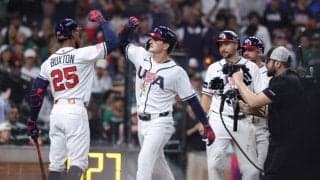 怖すぎる2500億円打線…代打にいる“60発男”　MVP2度でもスタメン外「層厚すぎ」