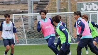 【Ｊ２磐田】ルーキーＭＦ石塚蓮歩が紅白戦でアシスト「どんな状況でも点を取れる選手に」…１４日・札幌戦へ猛アピール