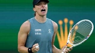  完勝シフィオンテク 失セット0で8強 