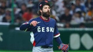 日本が「人生を変えてくれた」　チェコ右腕、東京Dで終えた代表生活…待っていた光景