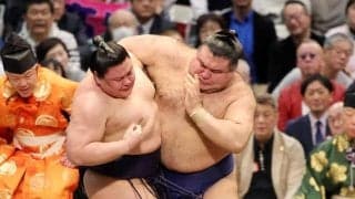 悲願の初優勝へ　３６歳高安が５連勝　力強く寄り切り勝ちに納得「理想の相撲。組み止めてまわしを取れた」