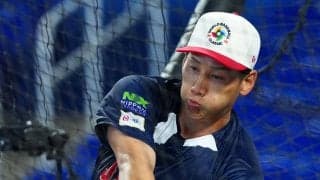 【WBC】吉田正尚、チャーター機移動→マイアミでナイター観戦ショット公開　ベネズエラを研究