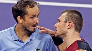  メド 王者撃破も試合後に口論 