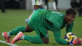 ｢ど正面の股抜きはダメ｣日本代表GK、126日ぶりの復帰戦で手痛い洗礼も…｢ザイオンなら大丈夫！｣W杯へ復活を信じるエール続々