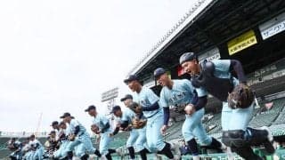 センバツ甲子園練習スタート　「夢の球場」で感触確認　トップは近江