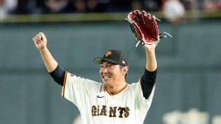 【巨人】長野久義氏がノックで右翼守備　ゴロ、フライを丁寧にさばき、正確なスローイング披露