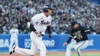 【ヤクルト】川端慎吾、引退試合第４打席は投手直撃ゴロ　フル出場４打席無安打も鳴りやまぬ拍手