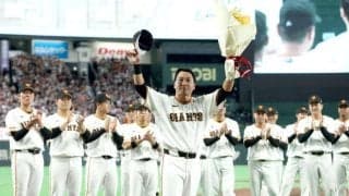 巨人・長野の引退試合に敵、味方なし　拍手喝采のラストゲームに阿部監督、原前監督、坂本が思いを語る　長野からのラストメッセージも…