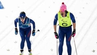 笑顔が絆のバロメーター、視覚障がいクラスの選手を支えるガイドスキーヤーの存在