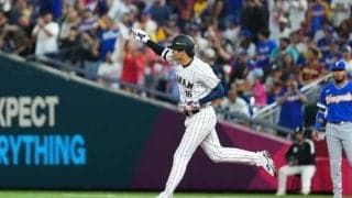 大谷翔平のHR→侍Jベンチが“異変”「すごいことに」　ナインも総立ち…「そりゃ好きになる」